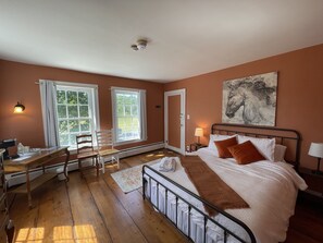 Deluxe Double Room, Mountain View | Individually decorated, individually furnished, blackout drapes - Stone Hearth Inn and Eatery (Chester)