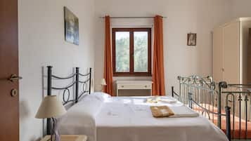 2 slaapkamers, een strijkplank/strijkijzer, gratis wifi