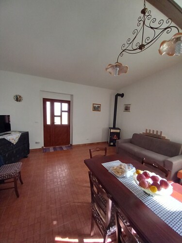 Holiday Home 'Casa Vacanze Bonu Iloghe' with Mountain View, Private Terrace and Wi-Fi