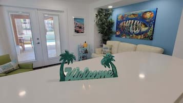 House, 4 Bedrooms | Interior