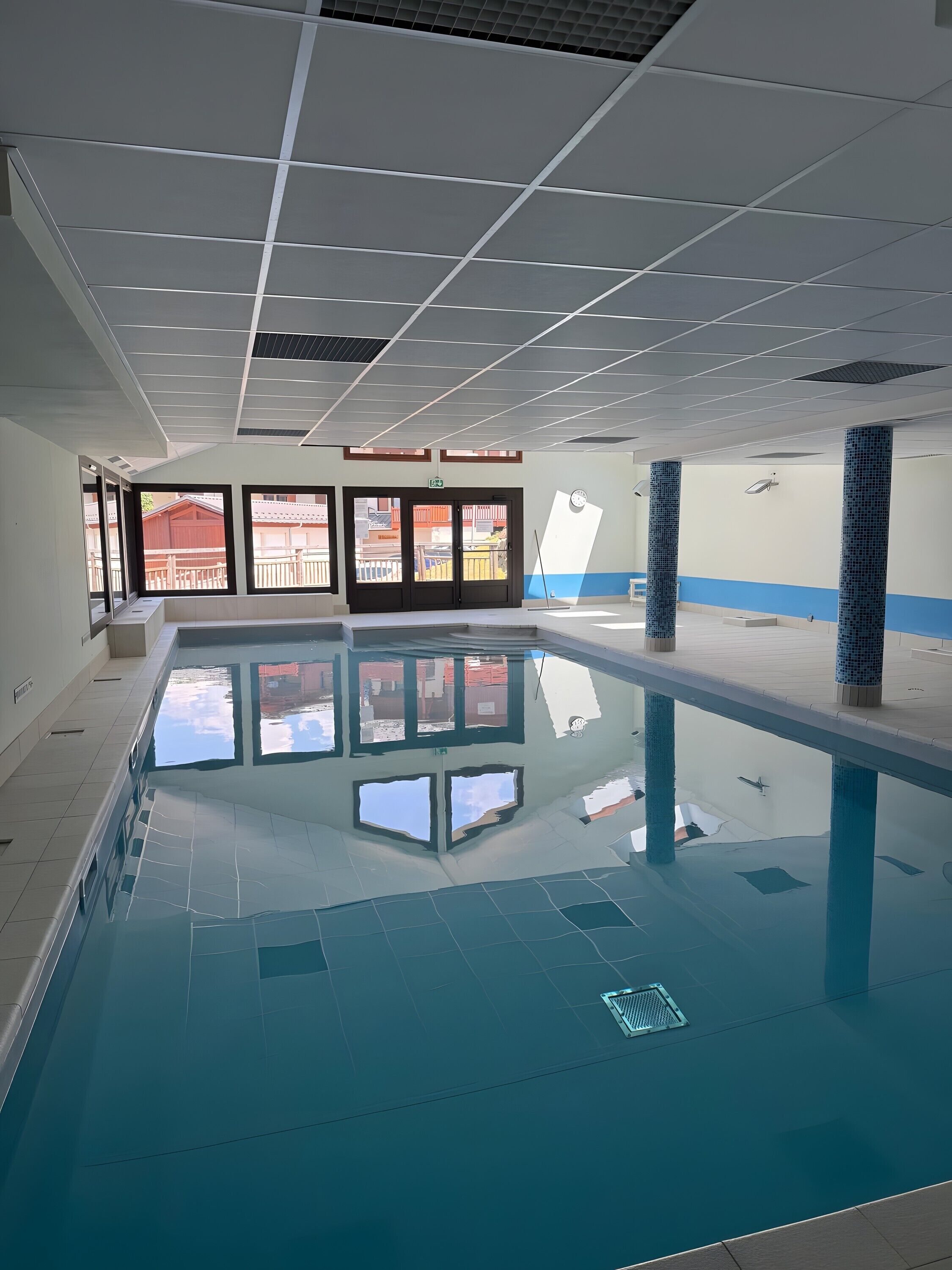 Innenpool, beheizter Pool