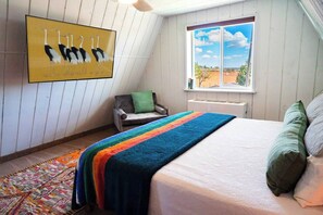 2 bedrooms, desk, iron/ironing board, free WiFi