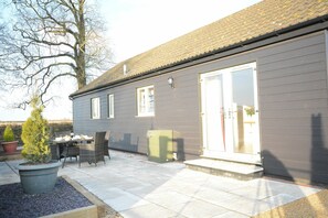 Exterior - Red Robin, Whepstead (Bury St Edmunds)