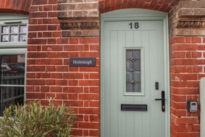 Cottage | Exterior - Holmleigh, Aldeburgh (Aldeburgh)