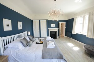 5 bedrooms, individually decorated, individually furnished, free WiFi