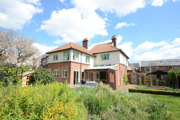 Exterior - Holly Lodge (Aldeburgh)