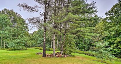 Secluded Getaway < 10 Mi to Saratoga Springs!