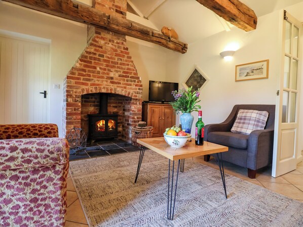 Cottage | Interior - Remus (Norwich)