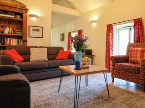 Cottage | Living area - Remus (Norwich)