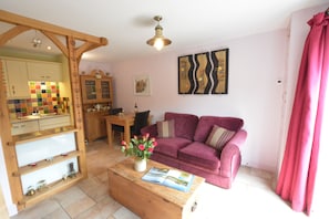 Cottage | Interior - Seafarers (Diss)