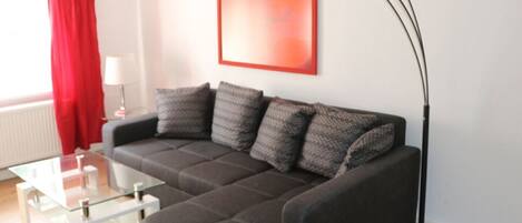 Smart TV, livros, aparelho de som, impressoras