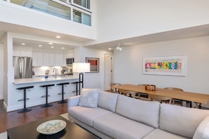 Smart TV, fireplace - Blue Mesa 4 A True Ski Hike Bike Dine Condo - 3 Bd, 2.5 Ba - Sleeps 8 (Mountain Village)