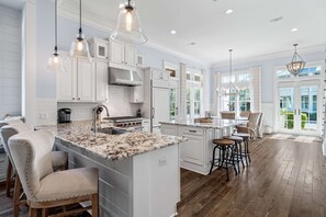 Fridge, microwave, oven, stovetop - Enjoy a Private Resort Experience. Outdoor Lounge, Private Pool, and More! (Santa Rosa Beach)