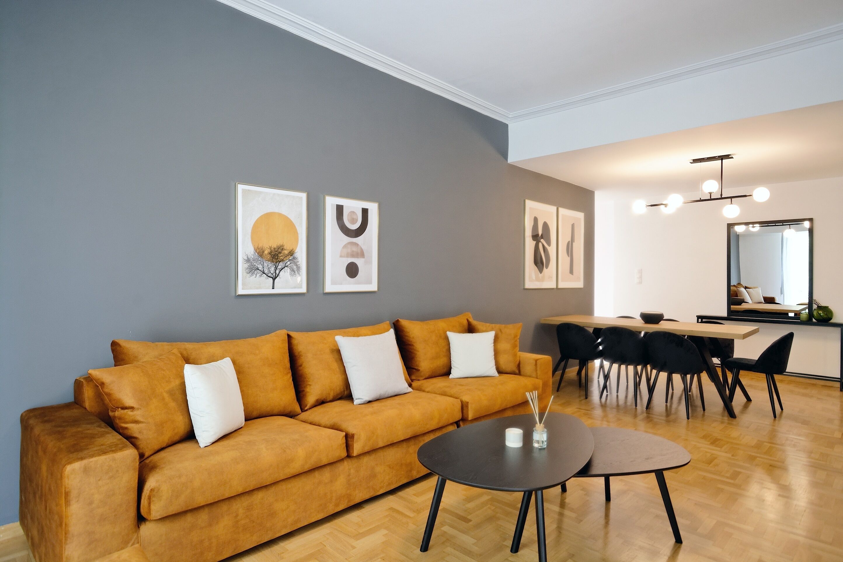 Luxury Apartment | Living area
