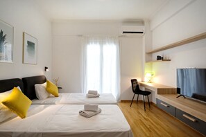 Luxury Apartment | 3 bedrooms, in-room safe, individually decorated, individually furnished