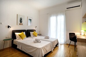 Luxury Apartment | 3 bedrooms, in-room safe, individually decorated, individually furnished