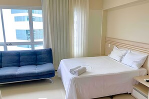 Coffres-forts dans les chambres, bureau, rideaux occultants