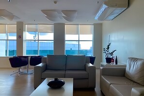 Télévision de 40 pouces avec chaînes par câble