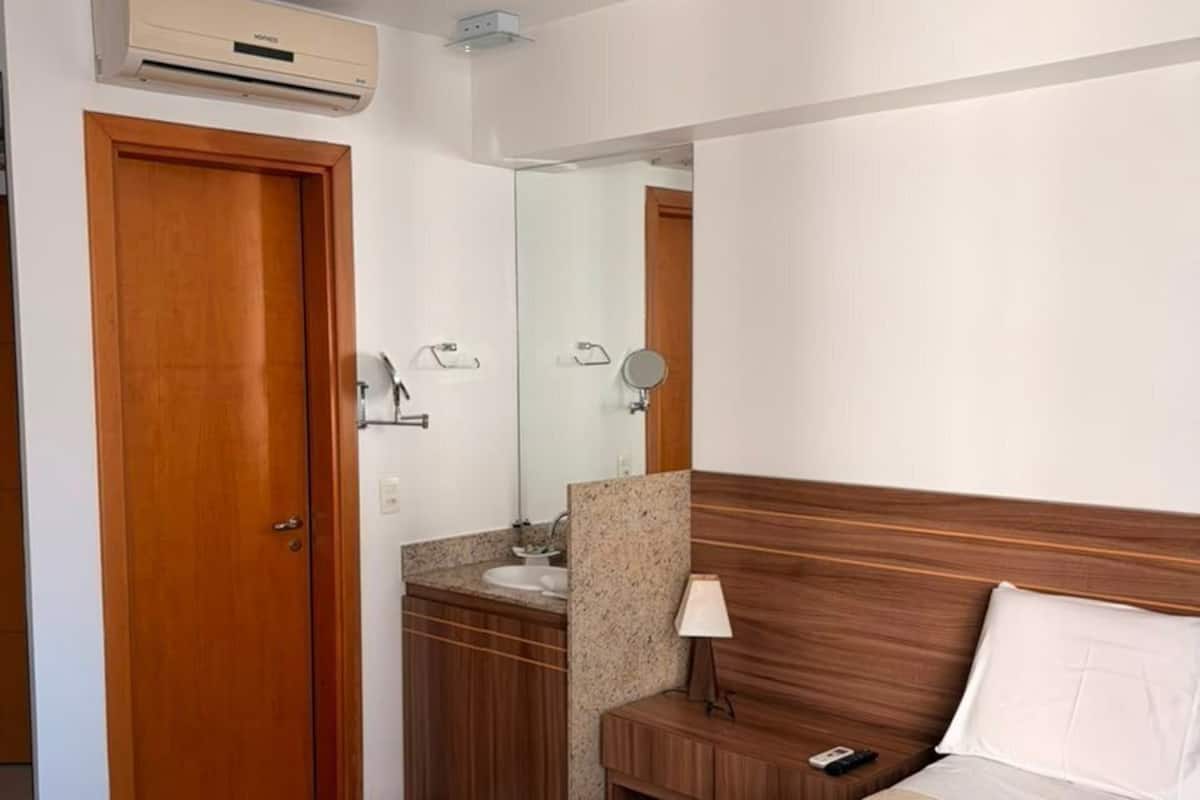 Basic Apartment