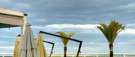 Studio | Buiten dineren