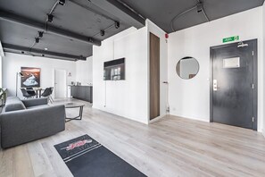 Interior - Ingolfsstræti 1 Bedroom Apt. Downtown Reykjavik (Reykjavík)