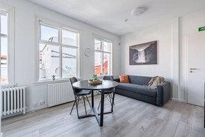 TV, offices