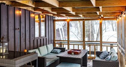 Quiet Cottage on Private Lake in Muskoka - Pets Stay Free!