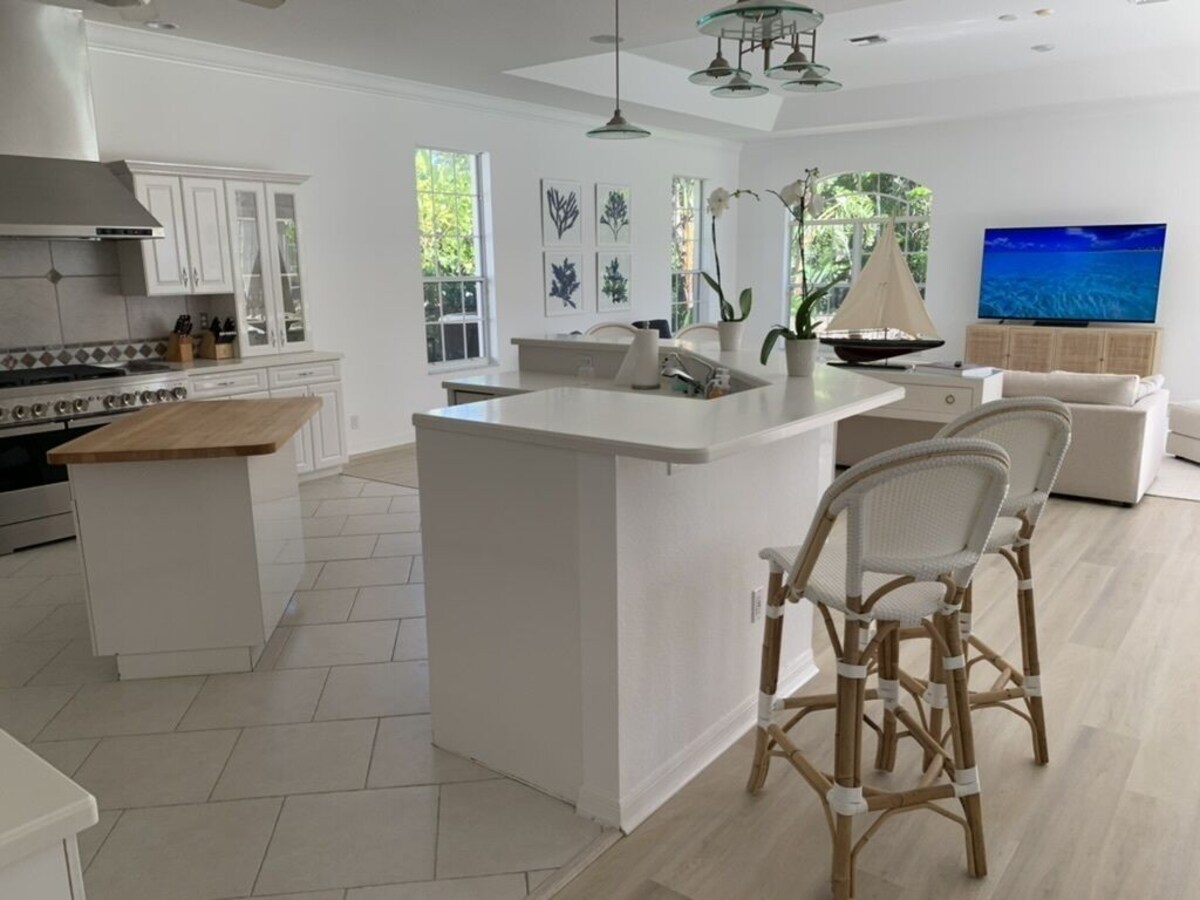 Photo 9 of Olde Naples Luxury Home 10 Houses from the Beach