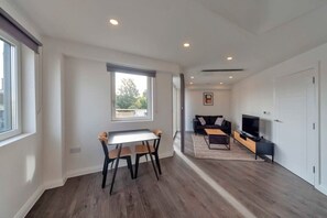 TV, offices