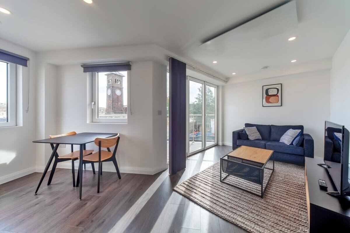 تلفزيون، مكتب