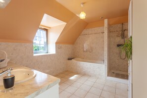 Haartrockner, Handtücher