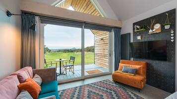 Seprai premium dan didekorasi berbeda-beda