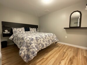 1 多间卧室、办公桌、熨斗/熨衣板、免费 WiFi