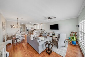 Smart TV - Large Laguna Beach Home Across from Beach w/Ground Floor Suite, FREE Perks! (Panama City Beach)