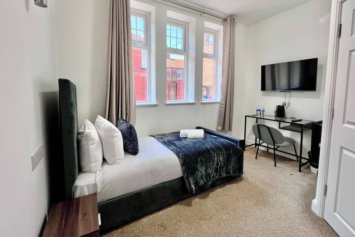 Single Room, 1 Single Bed, Non Smoking, Ensuite