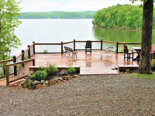 Lynnhurst Resort - Kentucky Lake Water View Cabin 4 (Dog Friendly!)