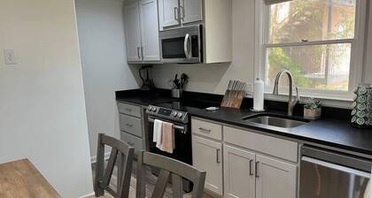Gameday Comfort, 2br/2ba, 5 mins walk to Stadiums!