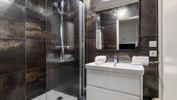 Chambre Double Classique | Salle de bain