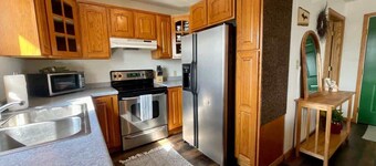 Downtown "Green Room" at Villages on Aurora