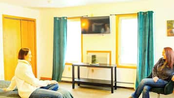 1 soverom, skrivebord, strykejern/-brett og wi-fi