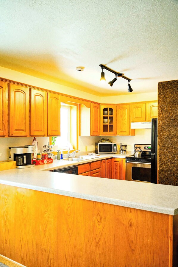 Unclassified image, 1 of 24, button