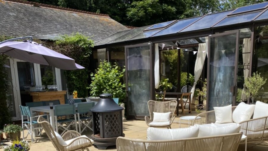 Bozeat House - Country Retreat