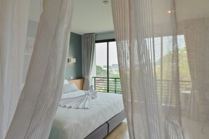 Deluxe Double Room | Desk, free WiFi - Le Lert Hotel Ratchaburi (Ratchaburi)