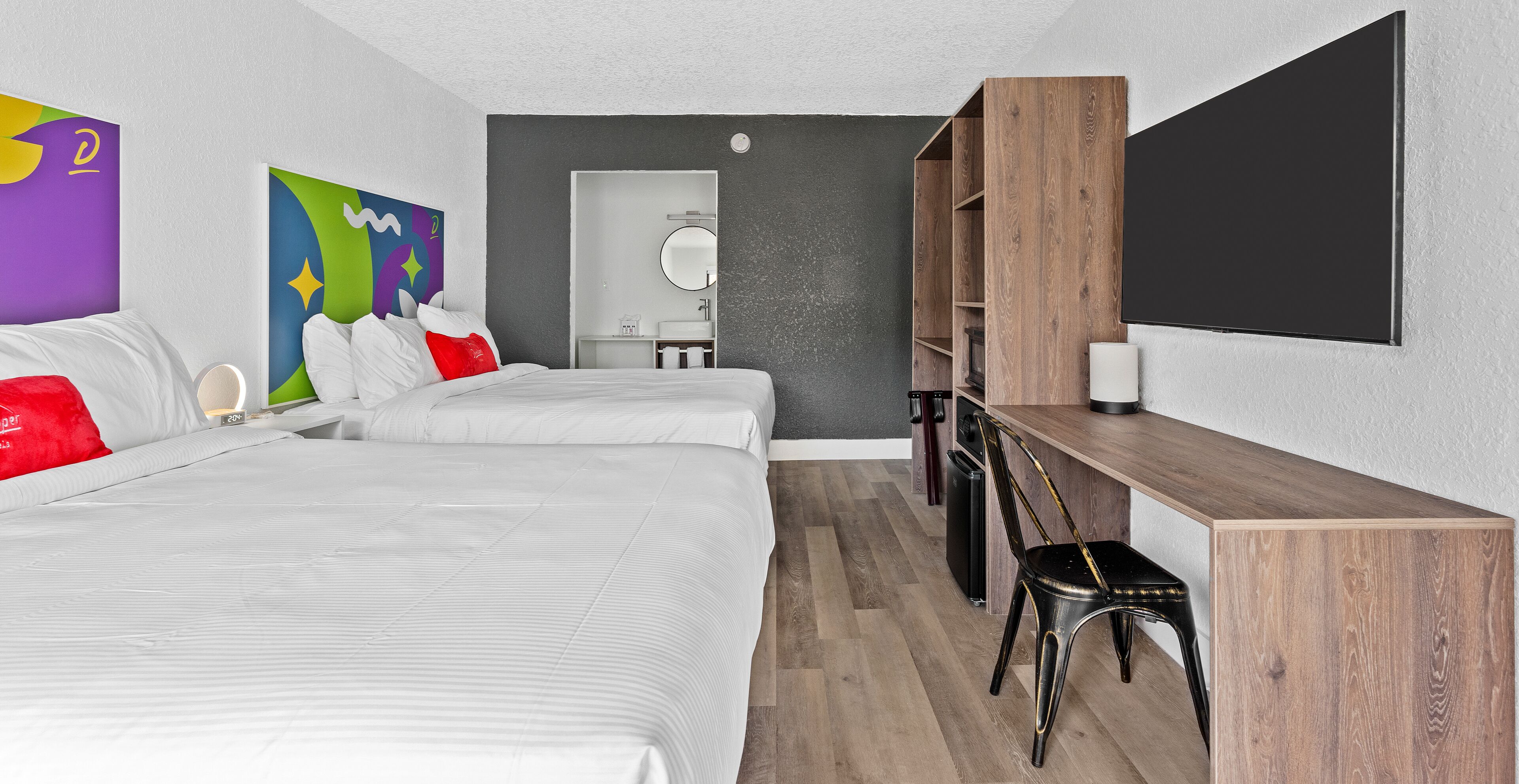 1 bedroom, premium bedding, pillow-top beds, in-room safe