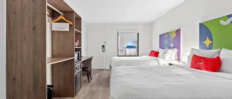 Ylelliset vuodevaatteet, pillowtop-patjalliset sängyt