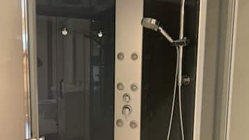 Douche, papier toilette