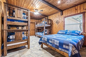 6 bedrooms, WiFi