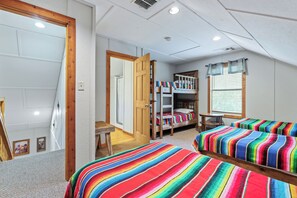 5 bedrooms, WiFi