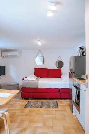1 chambre, fer et planche Ă repasser, lit parapluie, Wi-Fi