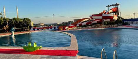 Seasonal outdoor pool